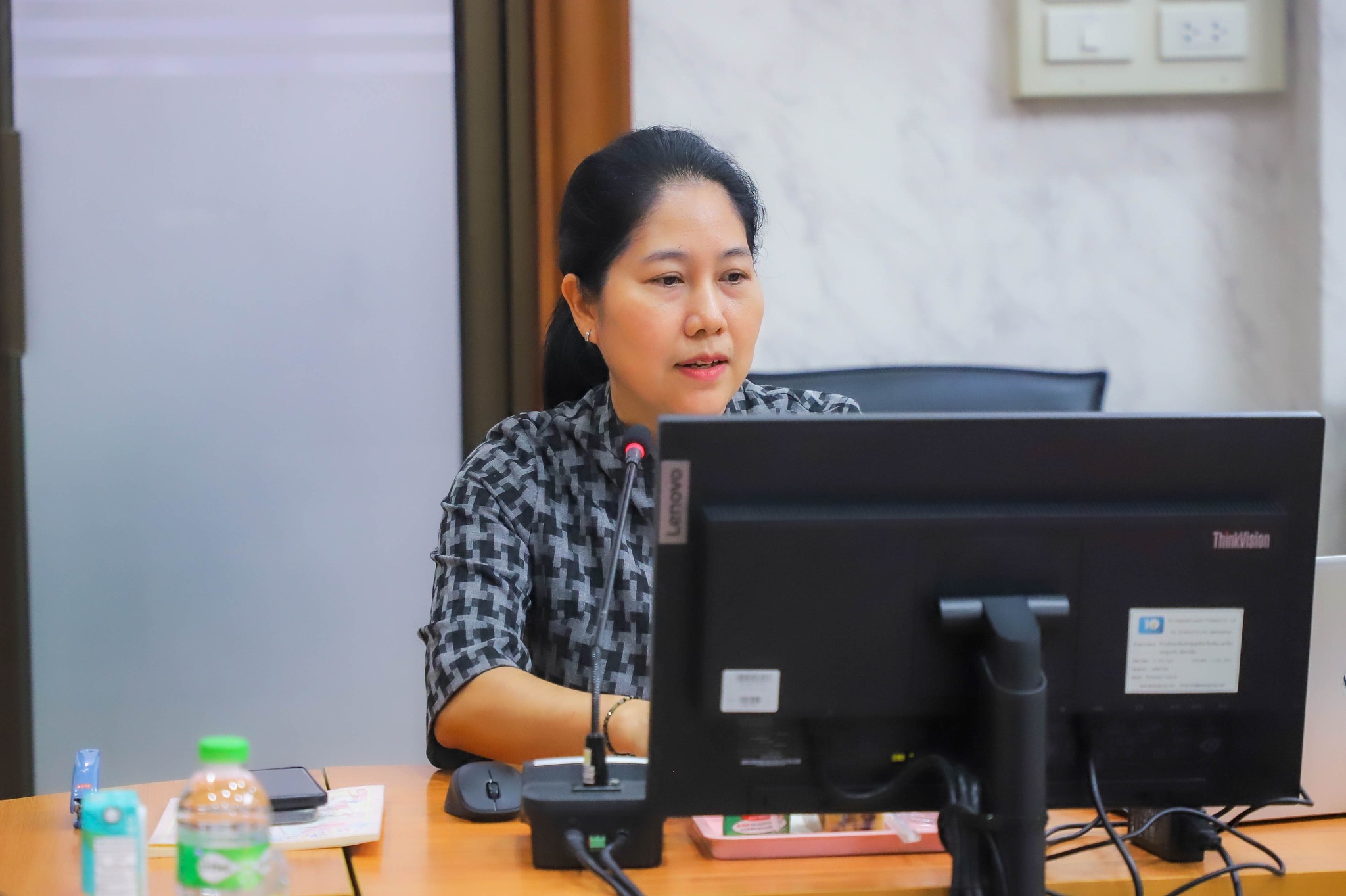 title - ประชุมคณะทำงานกำกับ ติดตาม ร่วมบูรณาการงานจัดที่ดินของสำนักงานการปฏิรูปที่ดินเพื่อเกษตรกรรม (ส.ป.ก.) พร้อมมีการประชุมผ่านระบบออนไลน์ ครั้งที่ 1/2569